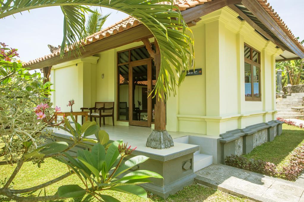 Taman Surgawi Resort & Spa Jasri Exterior foto